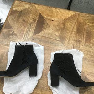 Bella Vita Suede boots size 12WW New